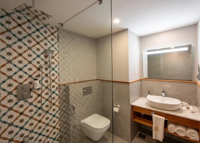 Sea Cliff Resort & Spa